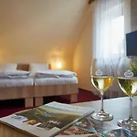 Hotel Slunce - Wellness S Bazenem, Pivovar A Bowling