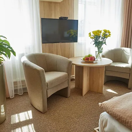 Hotel Slunce - Wellness S Bazenem, Pivovar Morous A Bowling Ξενοδοχείο 3*