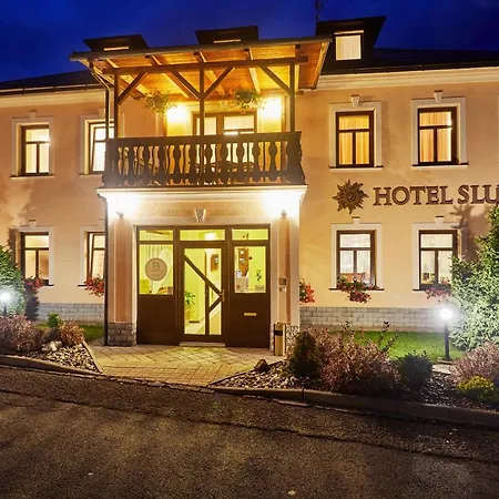 Ξενοδοχείο Hotel Slunce - Wellness S Bazenem, Pivovar Morous A Bowling Rýmařov