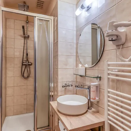 Hotel Slunce - Wellness S Bazenem, Pivovar Morous A Bowling 3* Rýmařov