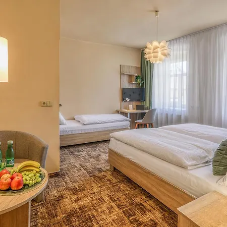 Hotel Slunce - Wellness S Bazenem, Pivovar Morous A Bowling Ξενοδοχείο Rýmařov