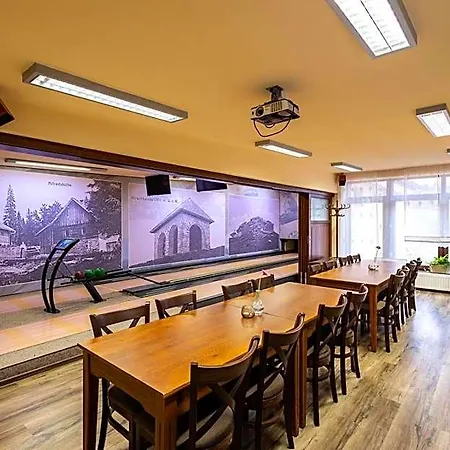 Hotel Slunce - Wellness S Bazenem, Pivovar Morous A Bowling 3*