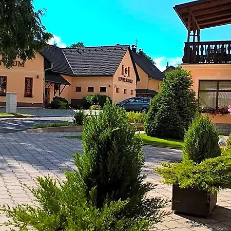 Slunce - Wellness S Bazenem, Pivovar Morous A Bowling 3* Rymarov