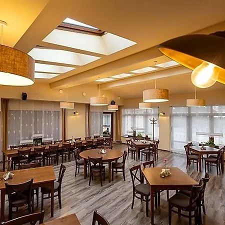 Slunce - Wellness S Bazenem, Pivovar Morous A Bowling Hotel 3*