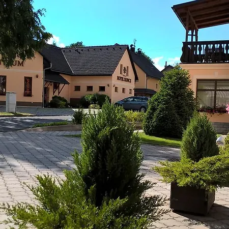 Hotel Slunce - Wellness S Bazenem, Pivovar Morous A Bowling Ξενοδοχείο Rýmařov